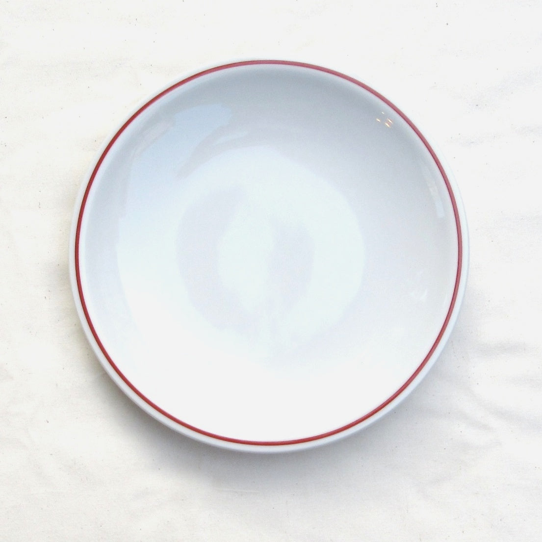 <独占販売> Saturnia(サタルニア) ミラノロッソ レッド ライン ディナー プレート 24cm