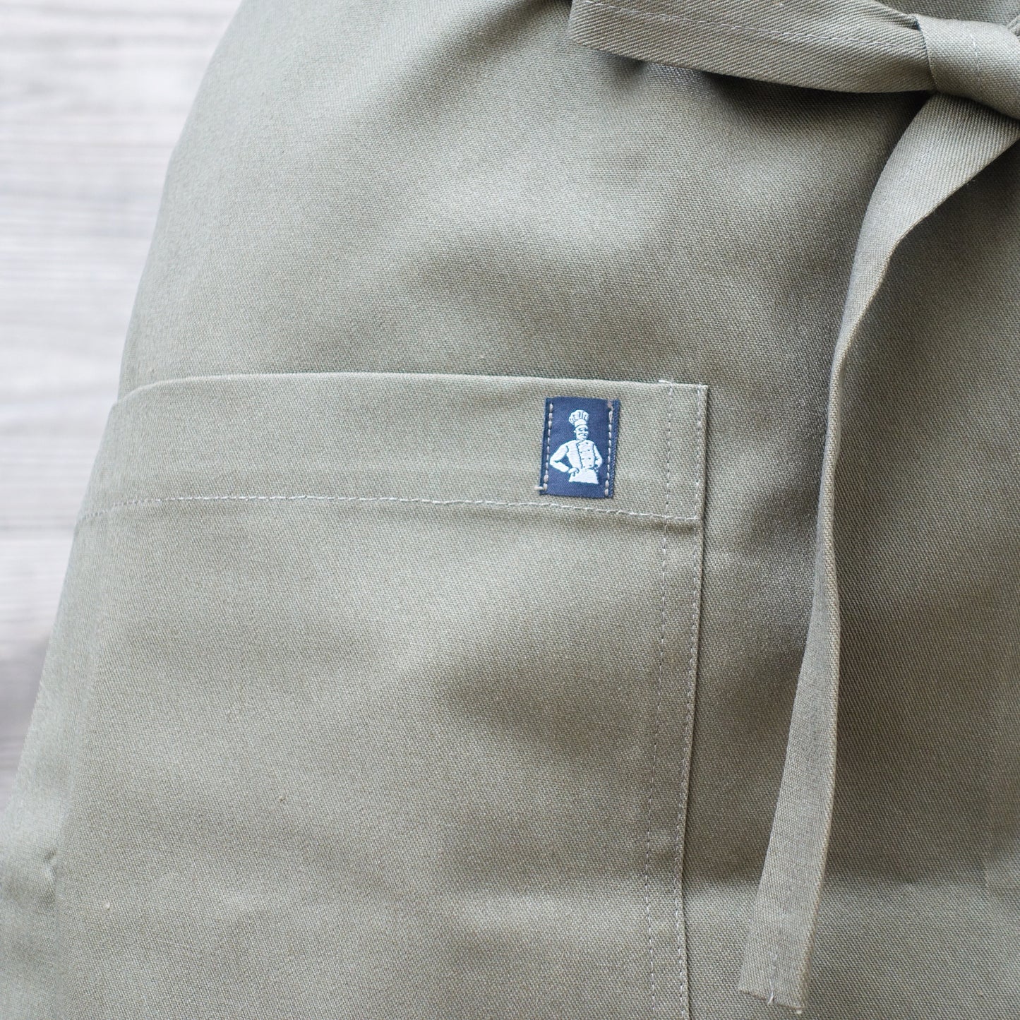 El transwaal／エル・トランスバル エプロン プレーン Short【オリーブ】