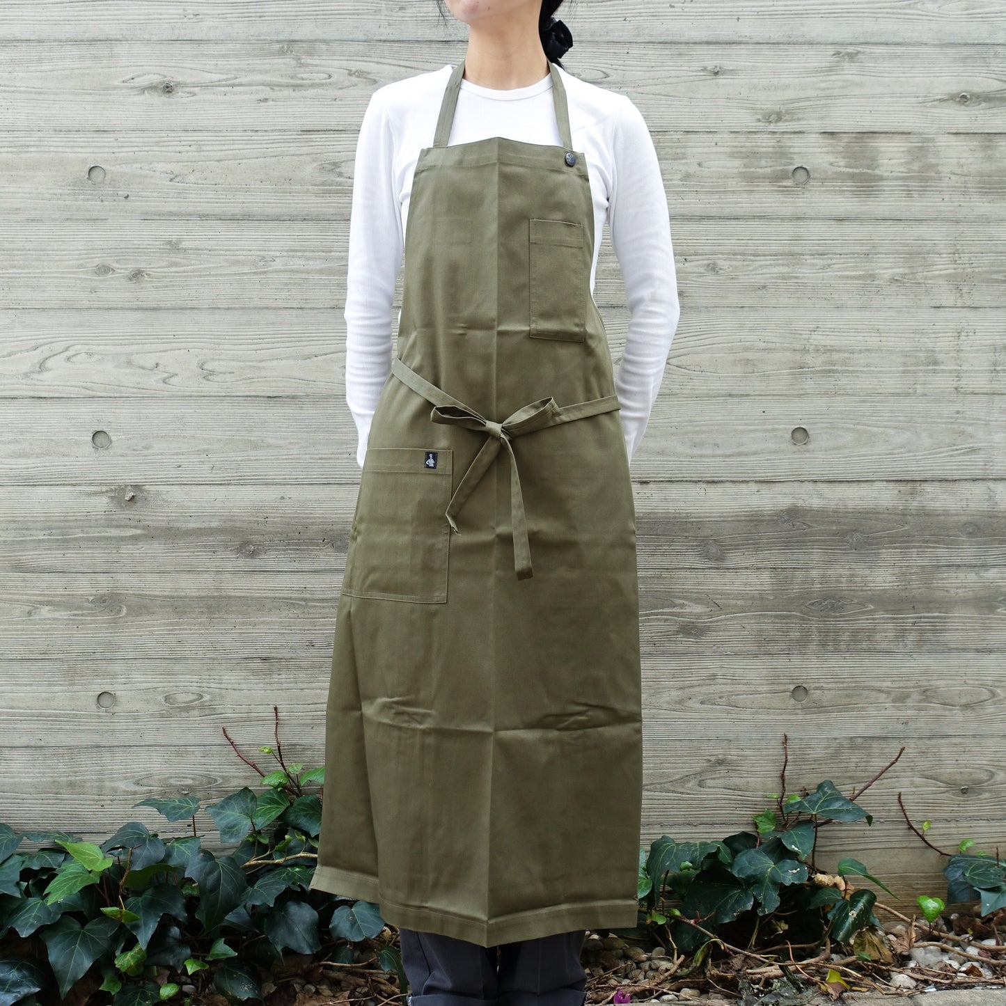 El transwaal／エル・トランスバル エプロン プレーン Long 【オリーブ】