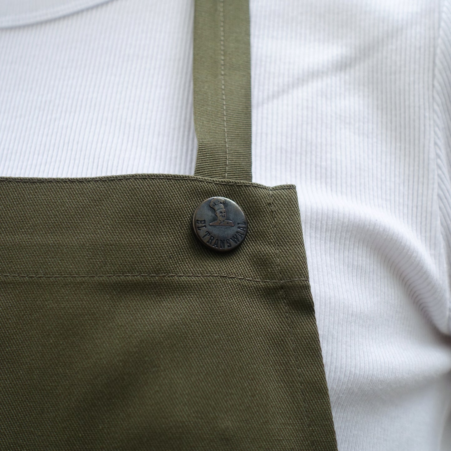 El transwaal／エル・トランスバル エプロン プレーン Long 【オリーブ】