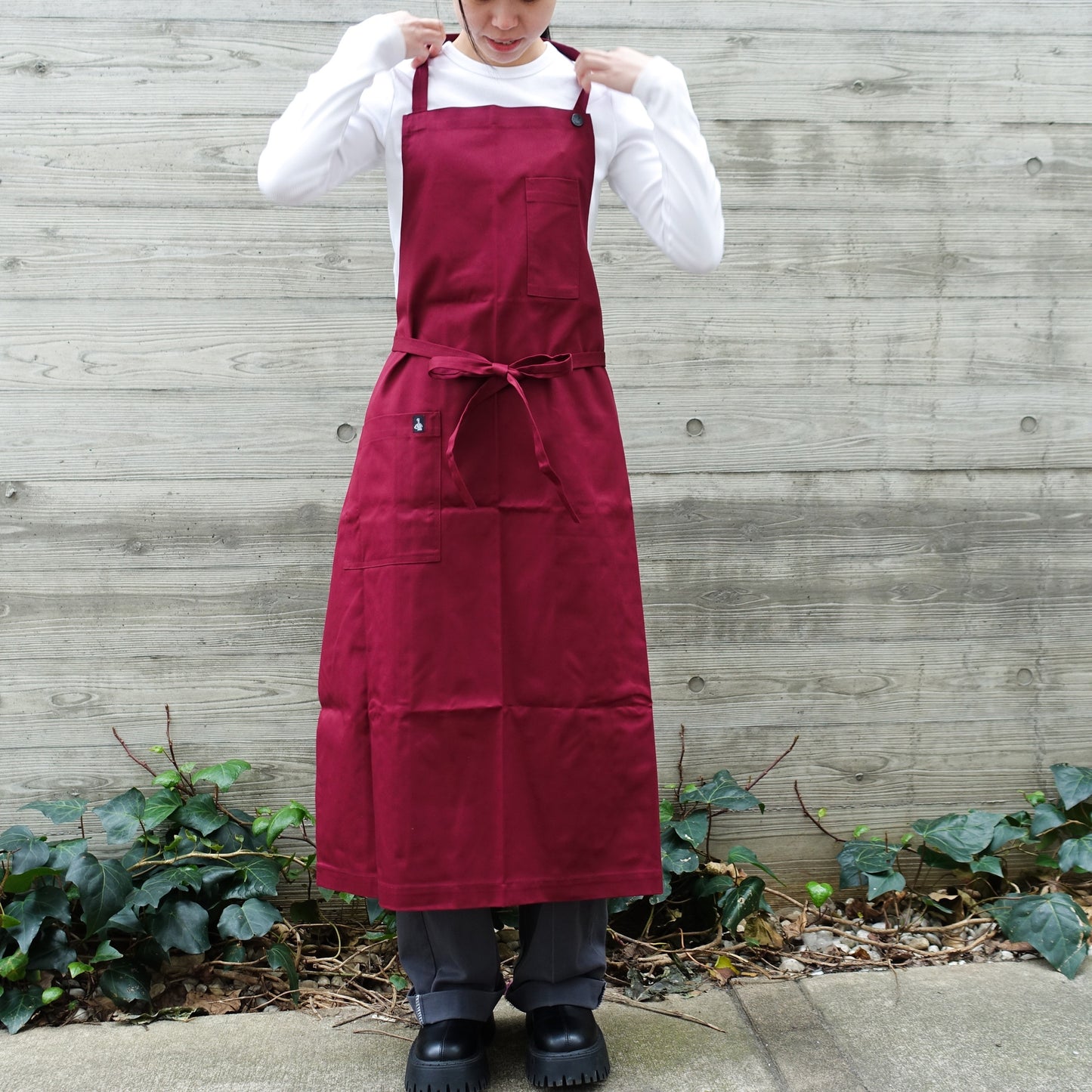 El transwaal／エル・トランスバル エプロン プレーン Long 【バーガンディー】