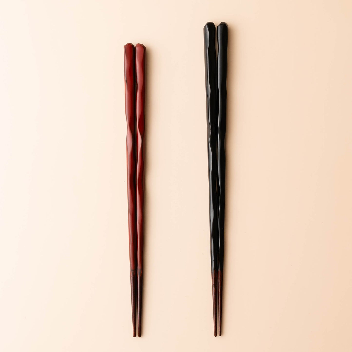 漆彫部　赤　21.5cm