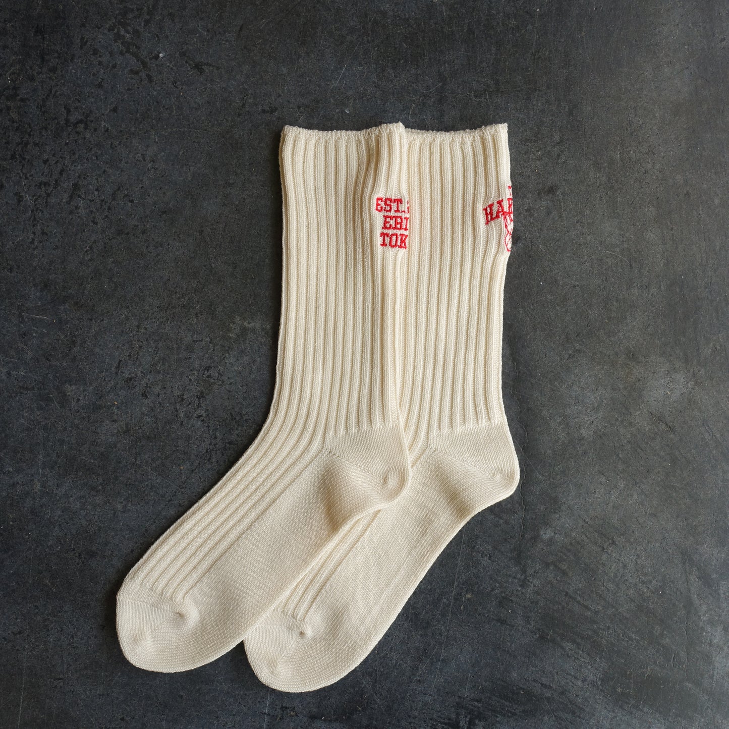 【再販・数量限定】靴下屋 | Tabio × HARVEST カレッジソックス 22.5～24.5cm
