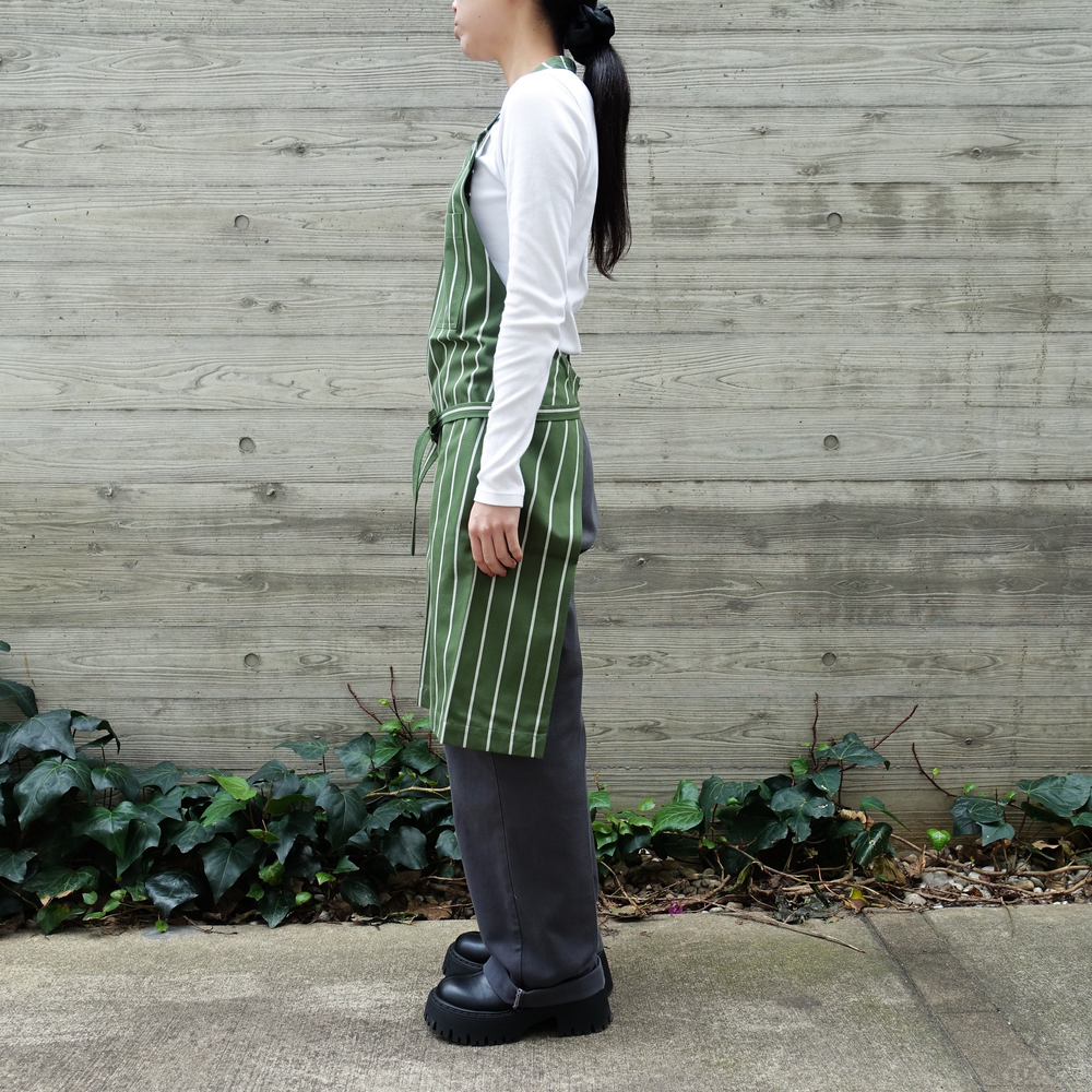 El transwaal／エル・トランスバル エプロン ストライプ Short 【オリーブ】